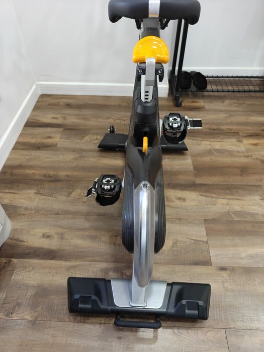 Профессиональный велотренажёр Matrix CXC Indoor Training Cycle