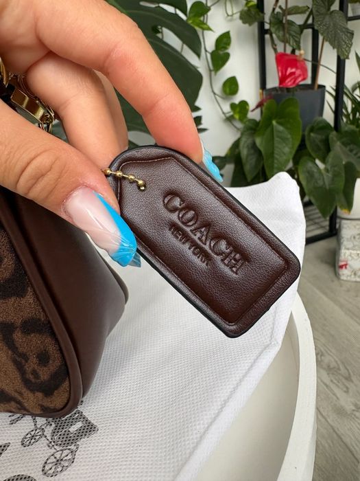 Coach Terry sholder animal print