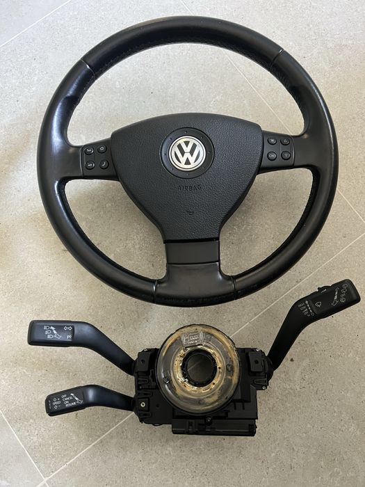 Мулти волан 8бутона за VW