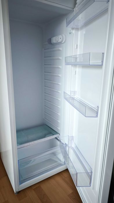Хладилник VESTFROST VF 2653 E . Безплатна доставка във Варна.