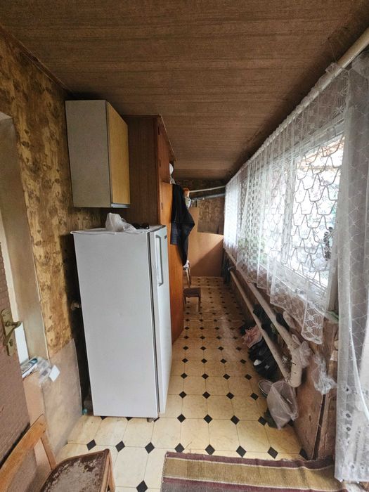 Продается свой дом, участок 2.6 соток около метро максим горького.