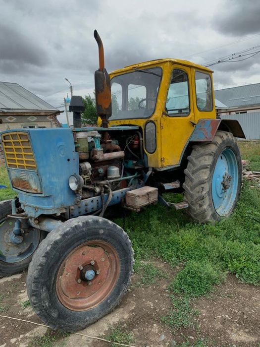 Трактор с тележкой