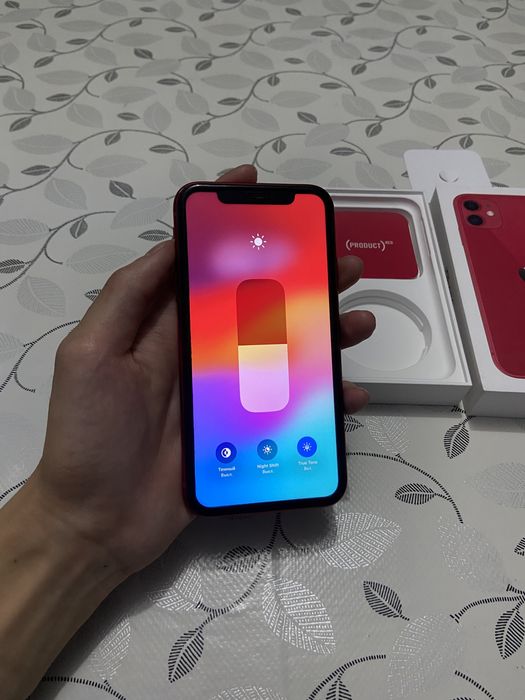 Продам Айфон 11 128gb