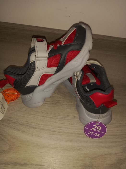 Vand adidasi marimea 29