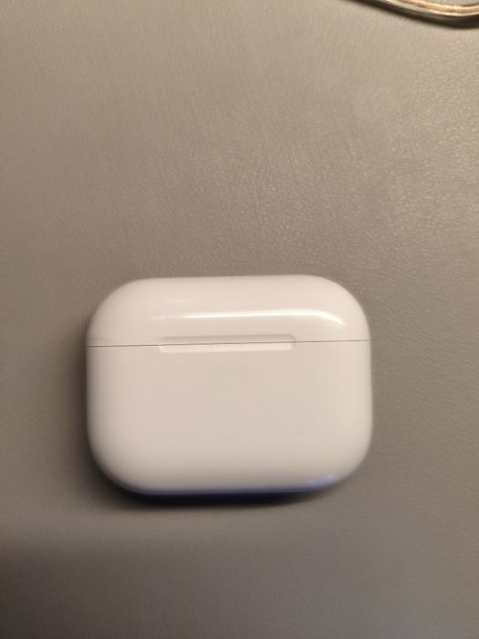 Airpods 3 pro коробка в комплекте
