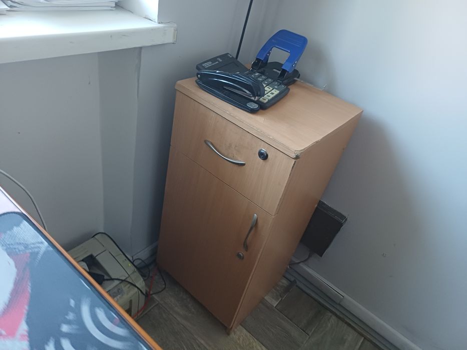 Продаётся БУ Тумбы