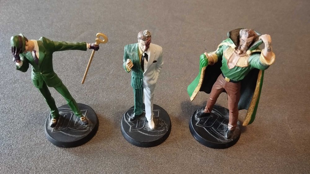 Модели на DC Marvel DC Marvel Models - set of 24