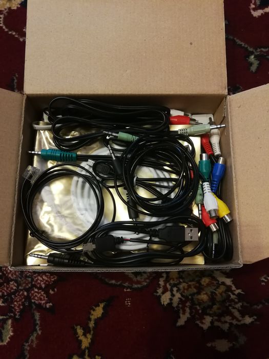 Продам зарядки, шнуры