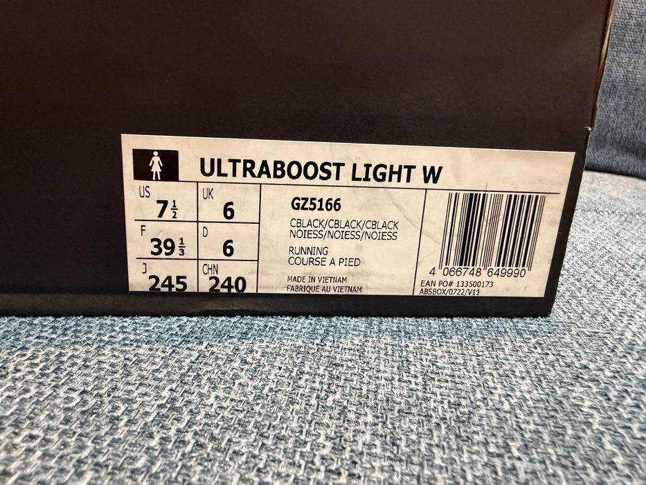 Adidas ultraboost light