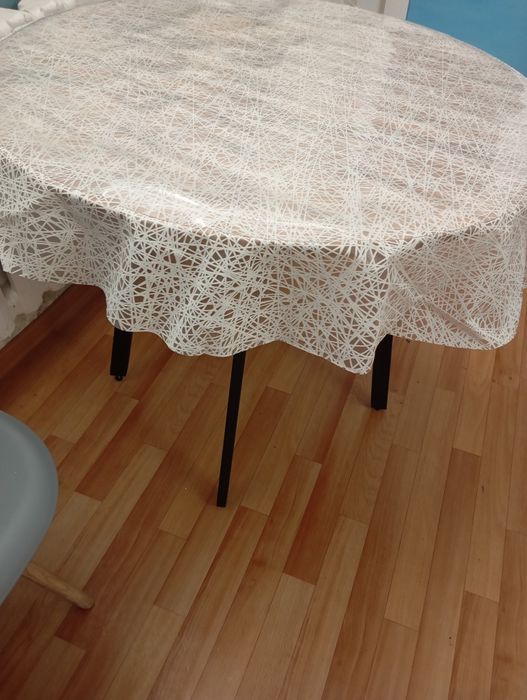 Продам стол на кухню