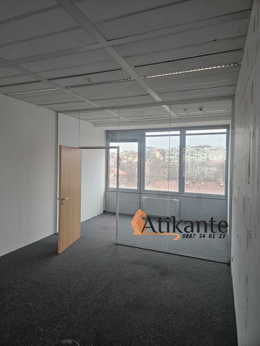 Дава се под наем Офис в София, Оборище - 229 кв.м за 3197.7 € - Снимка #2