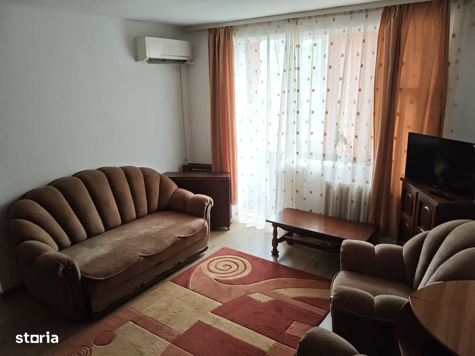 închiriez ap 2 camere Podgoria et 2
