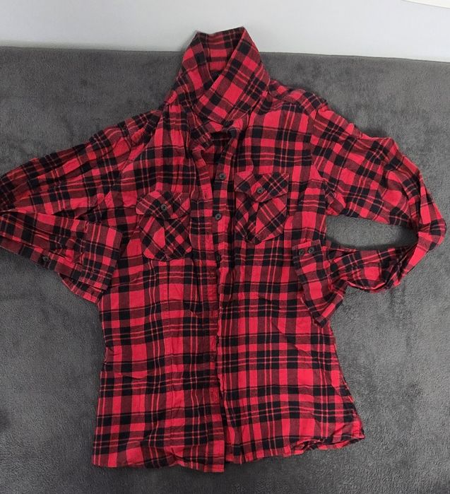 Дамски блузи и ризи