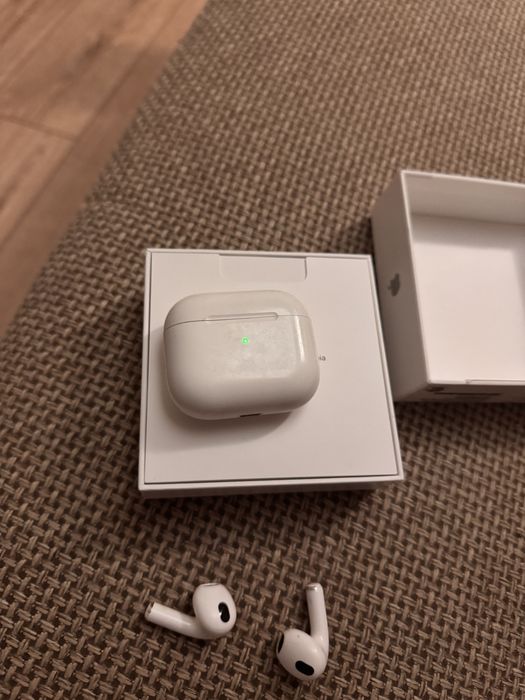 Apple Airpods (3rd deneration)