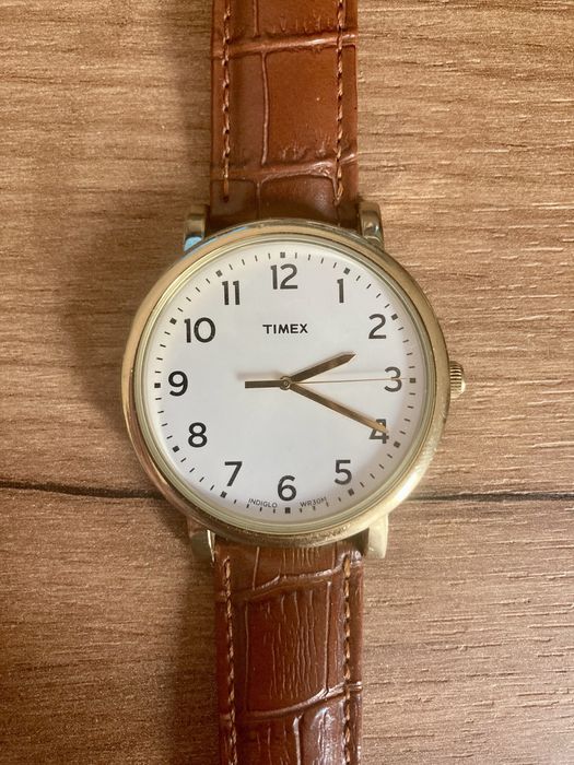 Timex Indiglo часовник (кварц)