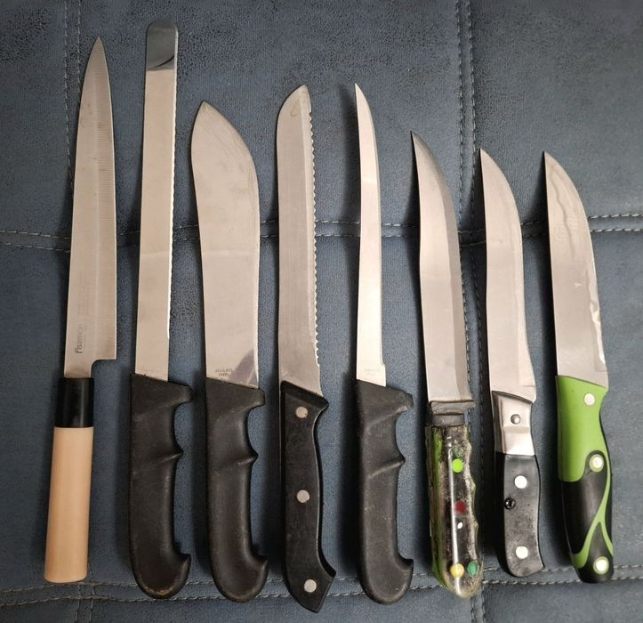 комплект ножей с подставкой 13ножей+ножницы, отдельно ножи по штучно.