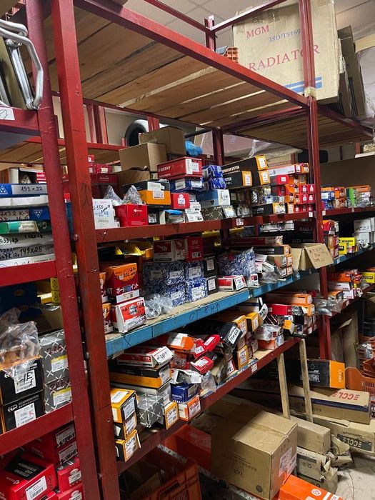 Металлические стелажи