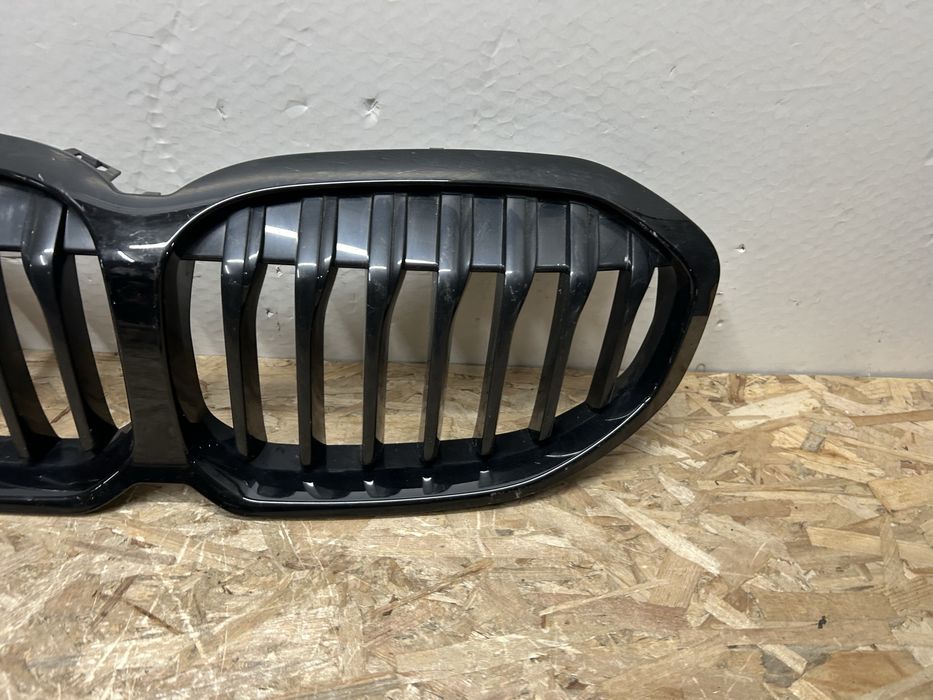 Grila bmw F40 seria 1 shadow line 2020-2023