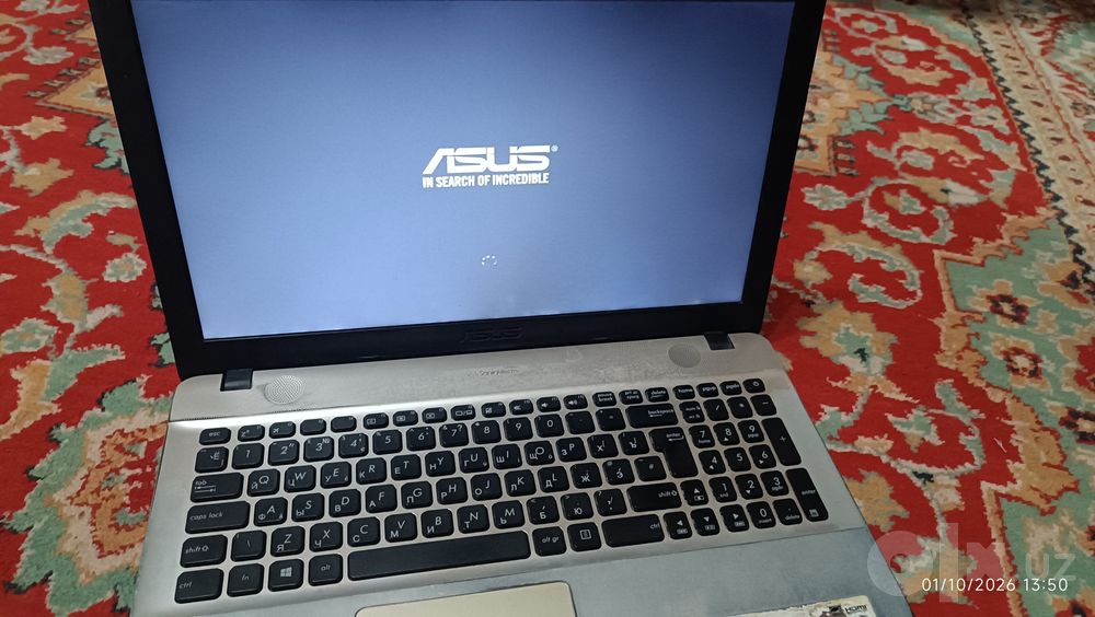 ASUS noutbuk 4.500 gb