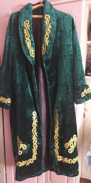 Қазақтың ұлттық шапандары