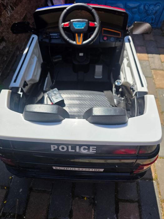 Vand masinuta electrica  de politie