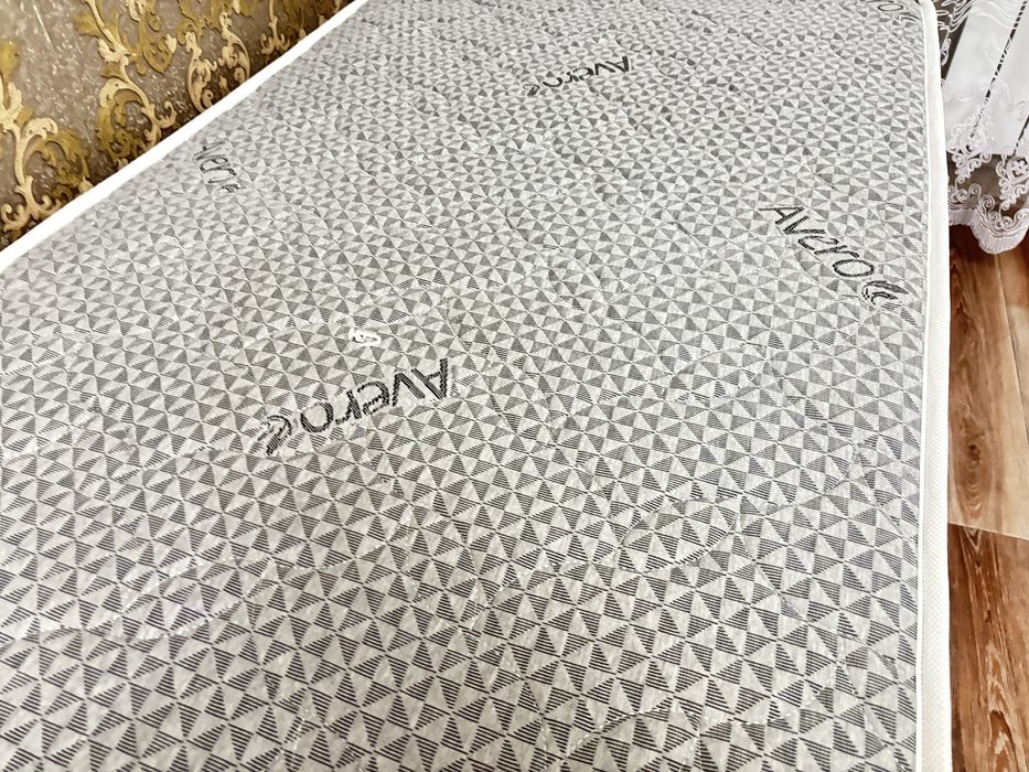 кровать Оливия с матрасом