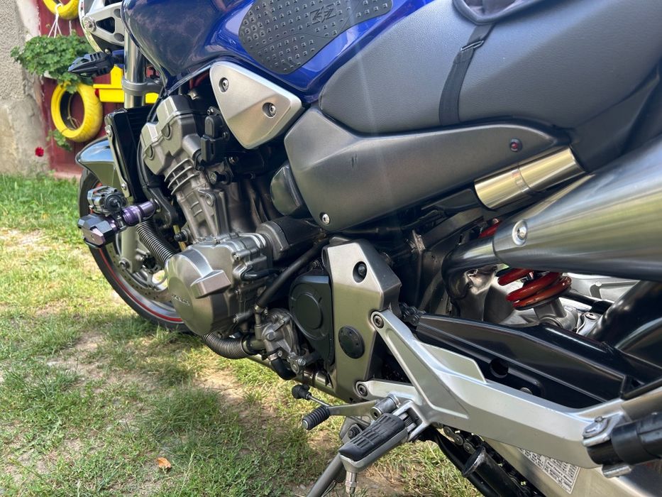 Honda Hornet 919