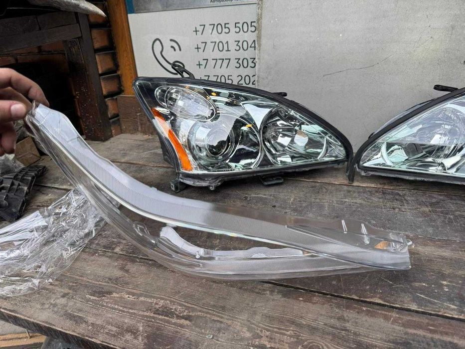 Стекла фар RX300