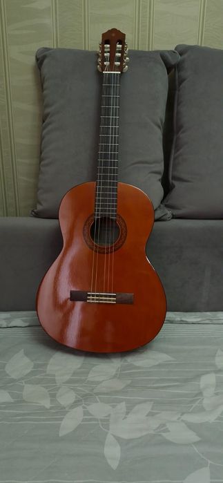 Классическая гитара Yamaha C40
