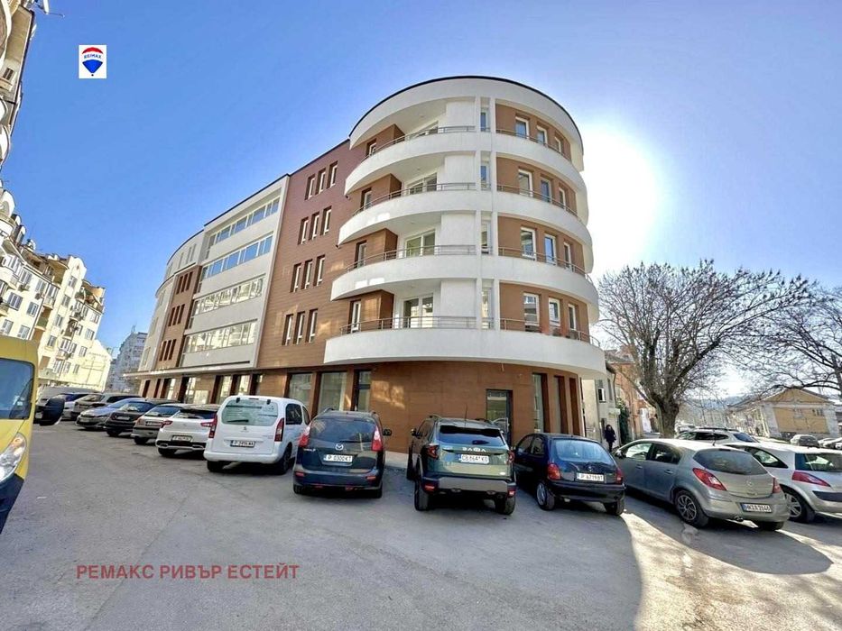 Продава се Магазин в Русе, Център - 134 кв.м за 836 €/кв.м - Снимка #8