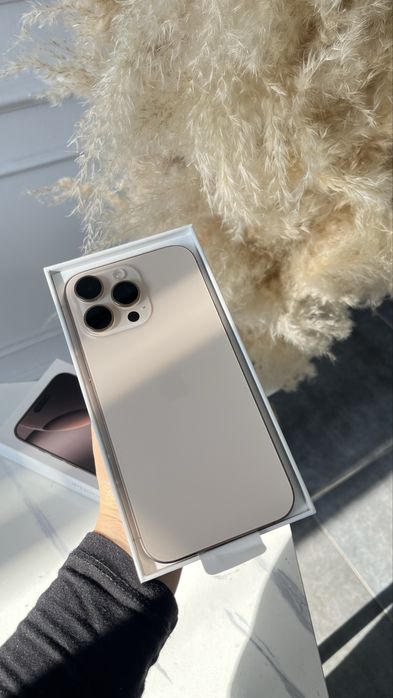 iPhone 16 про макс 1 tb