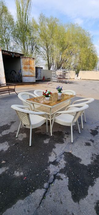 Ratan to'qima stol stullar ishlab chiqaruvchidan