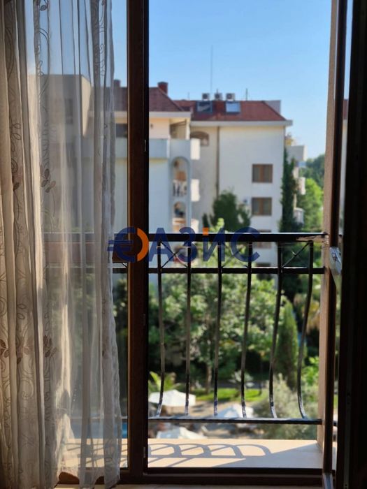 Продава се Двустаен апартамент в к.к. Слънчев бряг - 55 кв.м за 1882 €/кв.м - Снимка #7