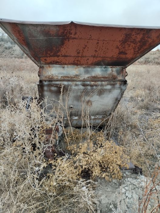 Сенодробилка работает от трактора