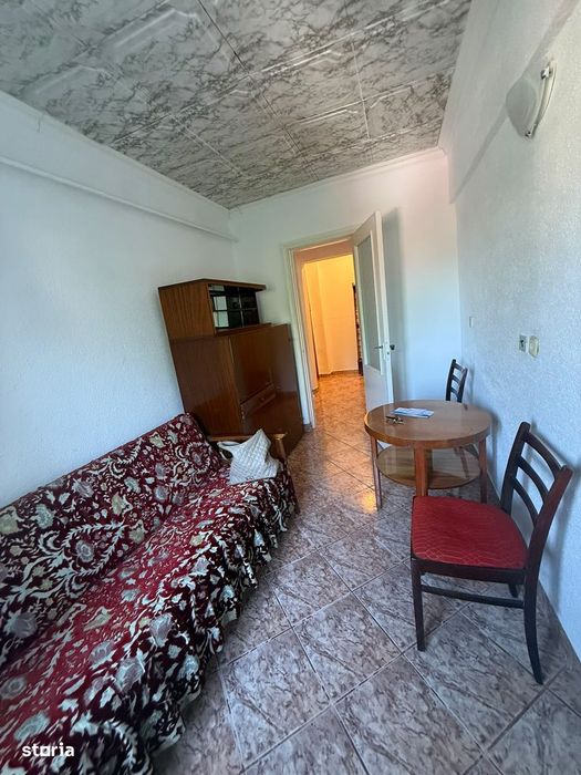 Apartament două camere - Str. Teiului - 51.900 euro negociabil