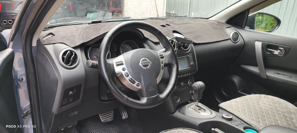 Nissan Qashqai J10