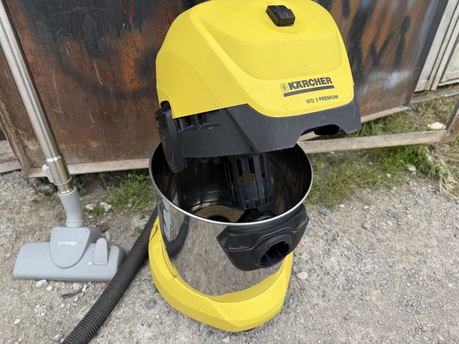 * Karcher WD3 Premium в хорошем рабочем состоянии
