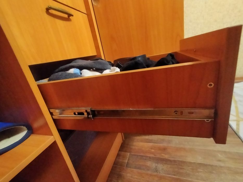 Продам Шкаф Угловой