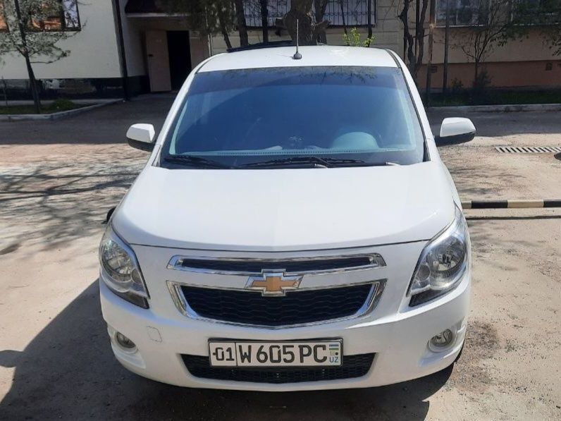 АВТОИНСТРУКТОР-   автомобилни хавфсиз бошкариш.Кобальт автомат
