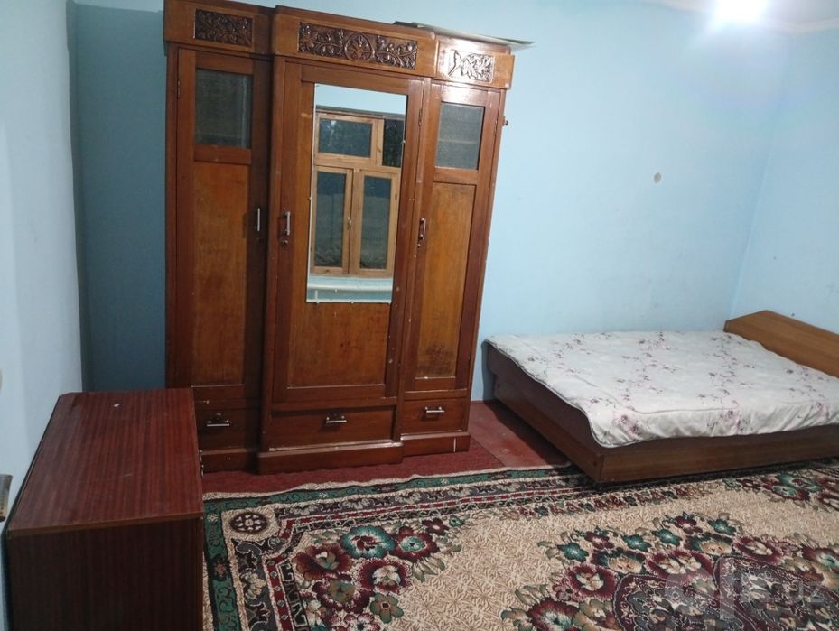 Oila uchun ijaraga 1 ta xona beriladi