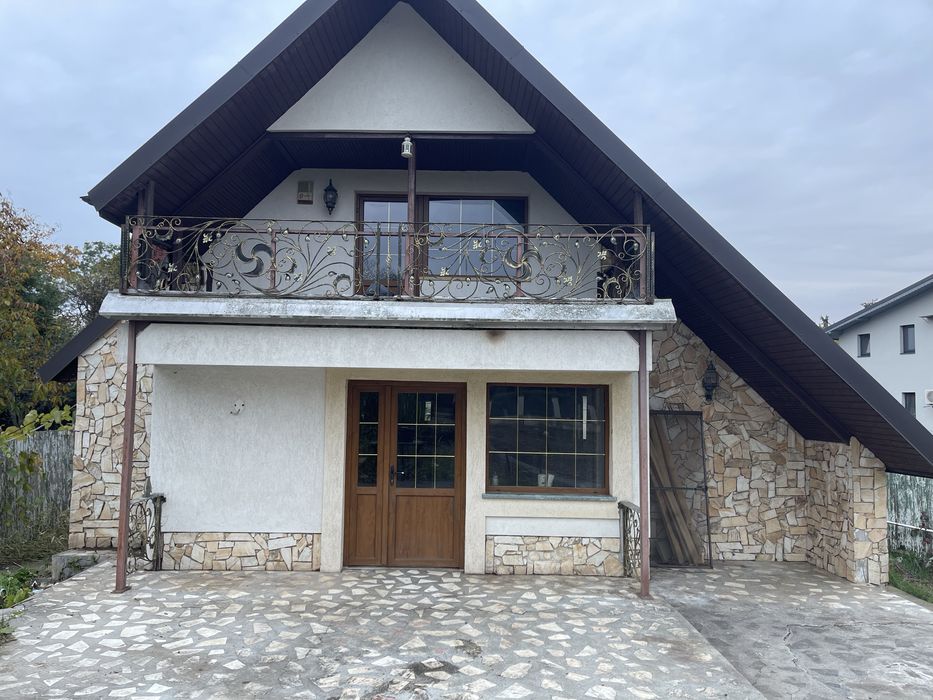 Casa de vacanta Snagov, central, in apropierea lacului