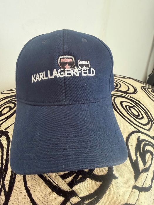 Шапка Karl lagerfeld
