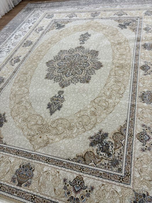 Кілем иранский рюпродаю за 100-90 тыс