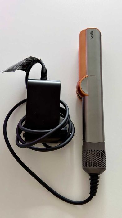 Dyson Airstrait Original | Cumpărat în Mai 2025 | Stare Excelentă