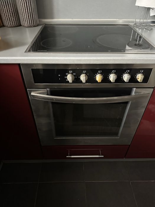 Фурна Тека с керамичен плот