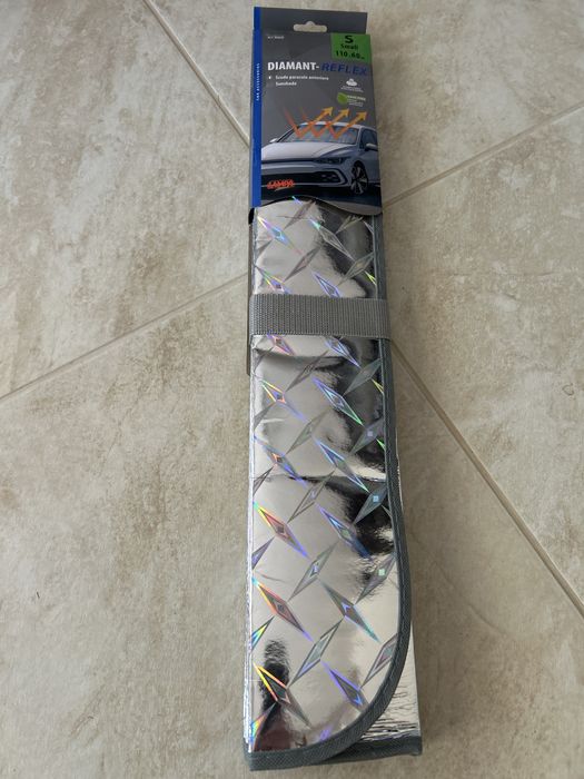 Parasolar auto din carton dimensiune 110x60 cm