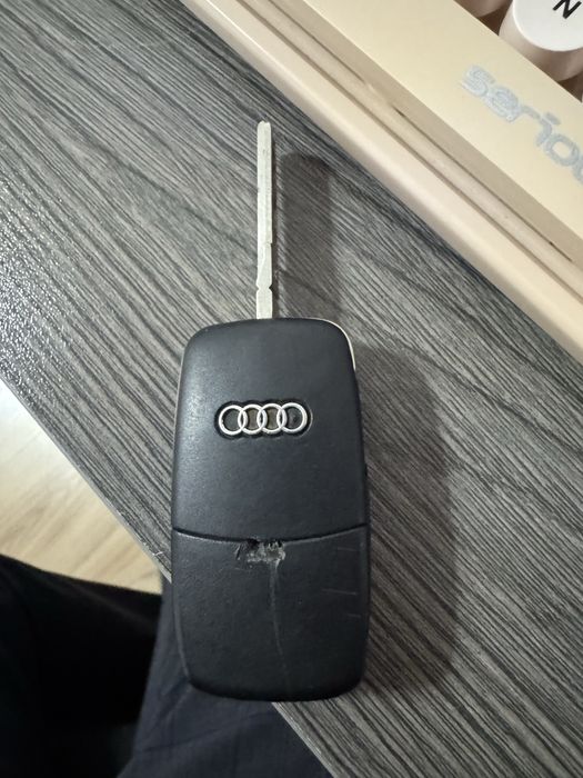 Ключ за ауди а4 Б6