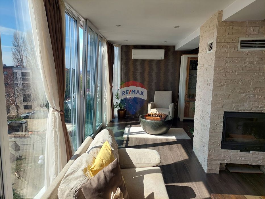 Продава се Къща в Варна, м-т Св. Никола - 650 кв.м за 659 €/кв.м - Снимка #10