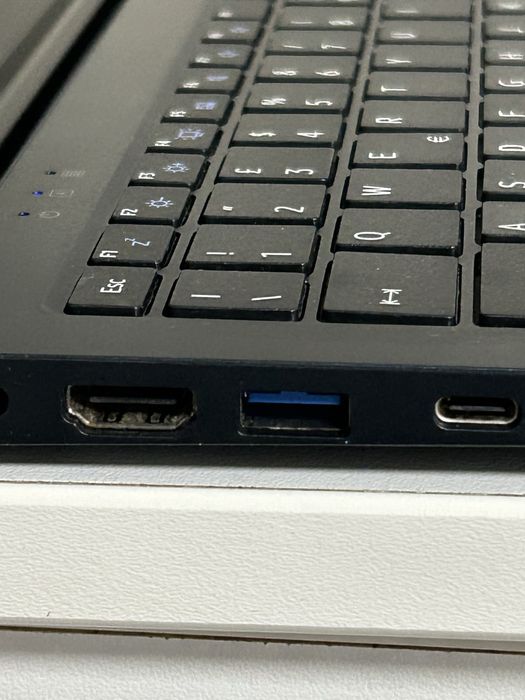 Laptop slim| i5 gen10 | 16gb ram ddr4 | SSD m2 512gb