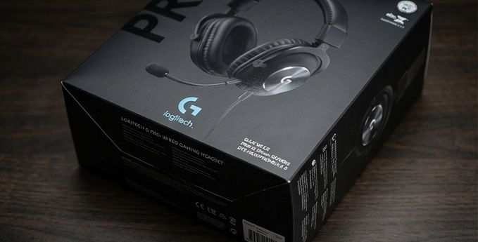 Продам наушники Logitech pro x